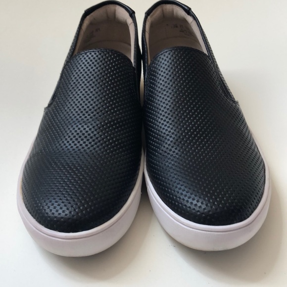 transparent shoe straps